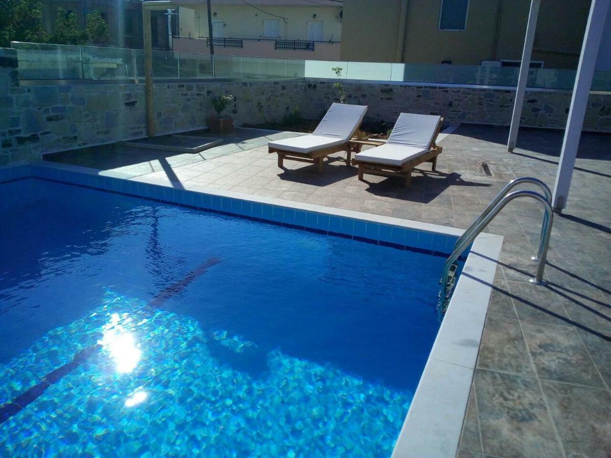 El.Ma.Ra. Luxury Villas Kokkinos Pirgos Buitenkant foto