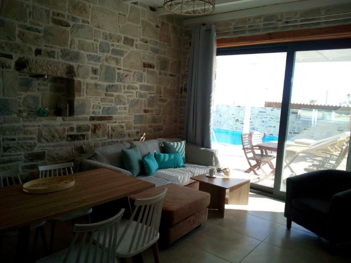 El.Ma.Ra. Luxury Villas Kokkinos Pirgos Buitenkant foto